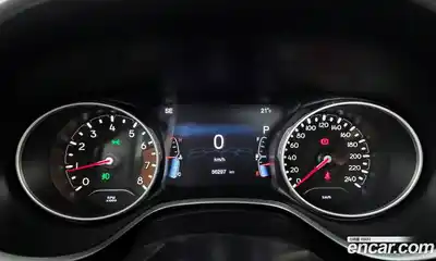 Jeep Compass 2019 2.4 автомат (гидро), миниатюра 11