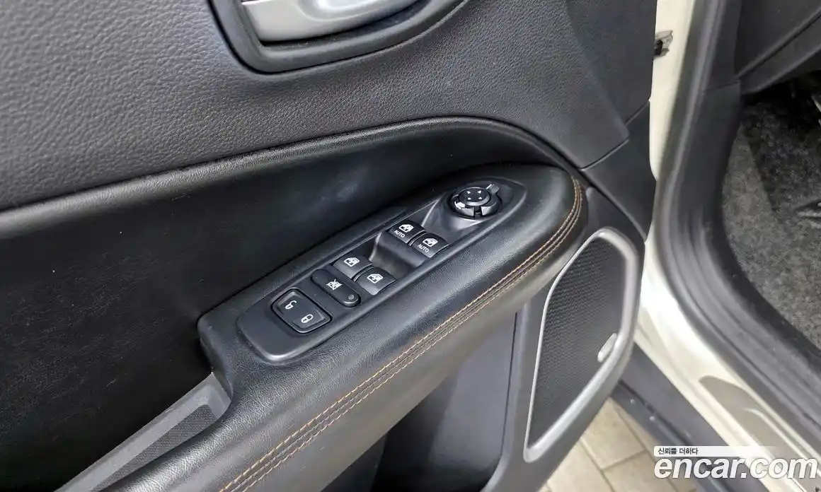 Jeep Compass 2019 2.4 автомат (гидро), фото 27