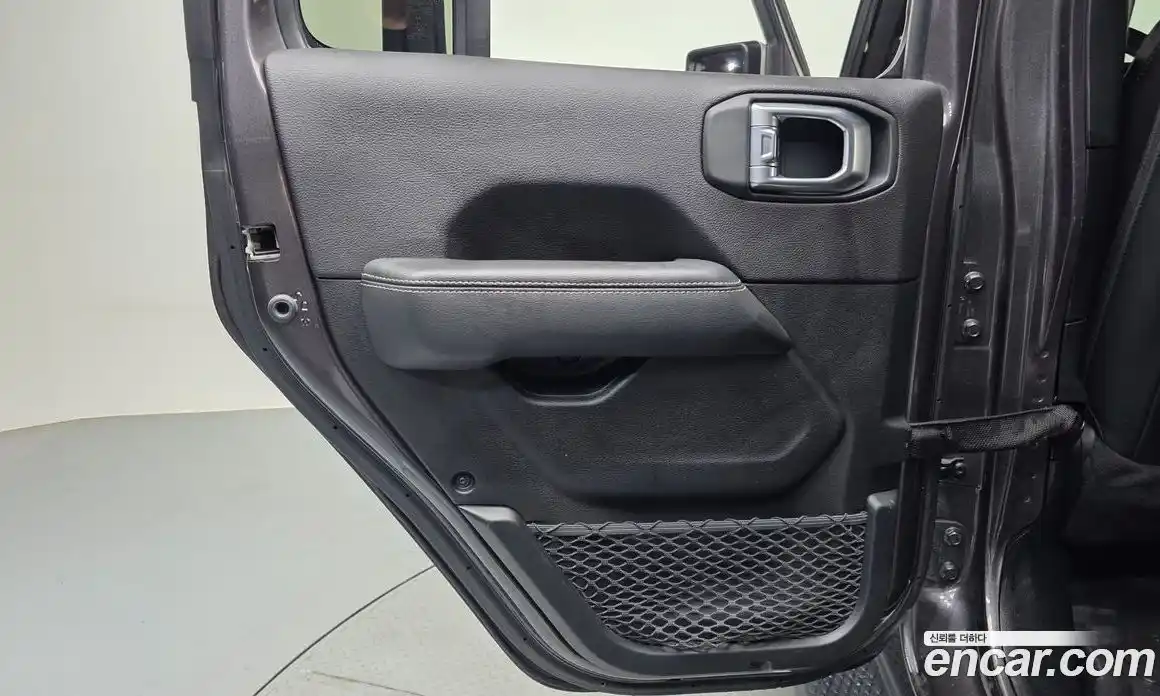 Jeep Wrangler 2019 2.0 автомат (гидро), фото 15