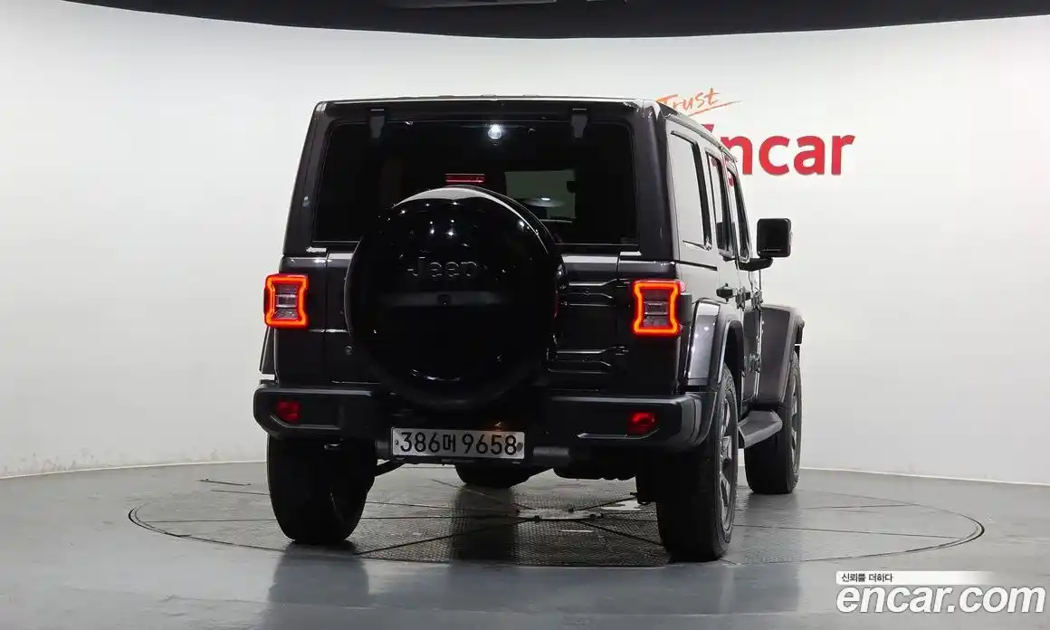 Jeep Wrangler 2019 2.0 автомат (гидро), фото 4