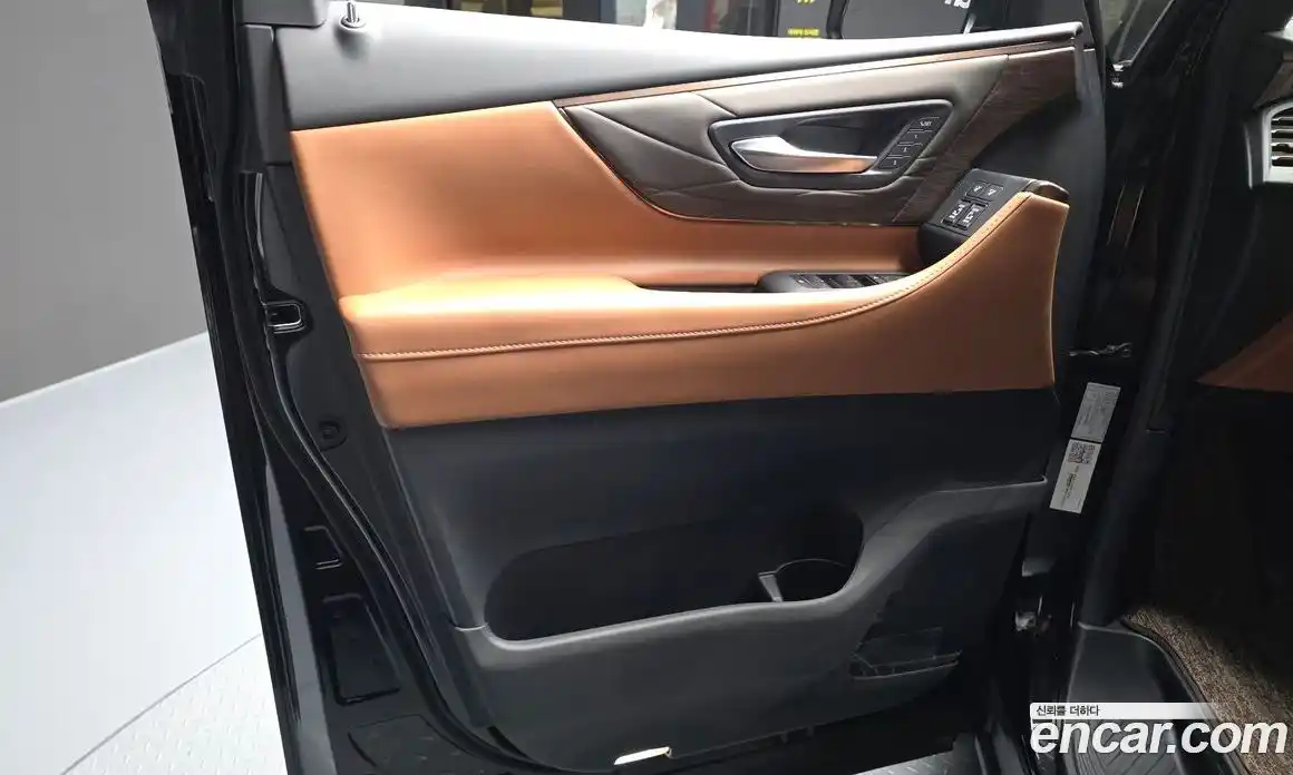Toyota Alphard 2025 2.5 гидро, фото 14