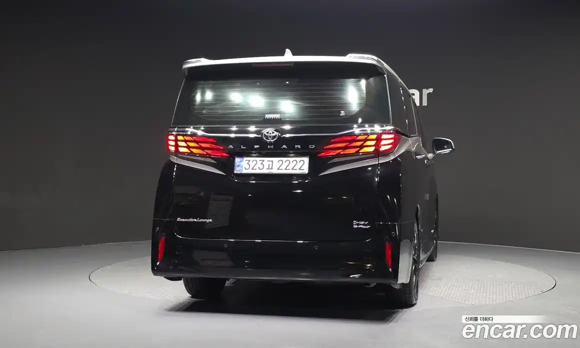 Toyota Alphard 2025 2.5 гидро, фото 4