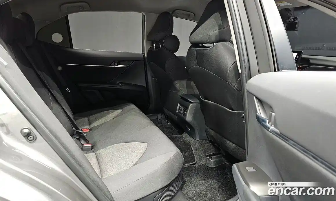 Toyota Camry 2023 2.5 гидро, фото 12