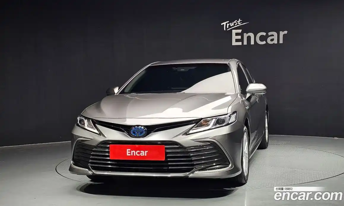 Toyota Camry 2023 2.5 гидро, фото 3