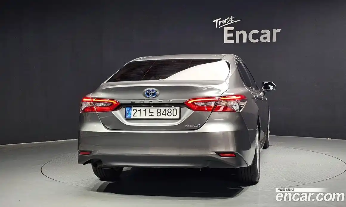 Toyota Camry 2023 2.5 гидро, фото 4