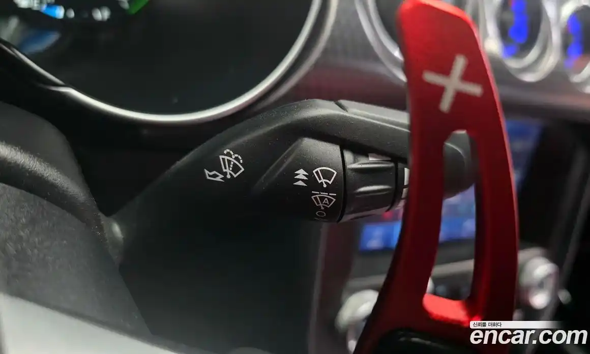 Ford Mustang 2019 2.3 автомат (гидро), фото 31