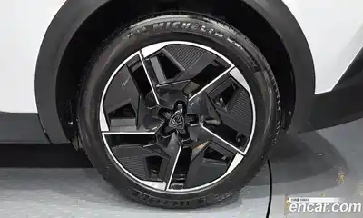 Peugeot 408 2024 1.2 автомат (гидро), миниатюра 7