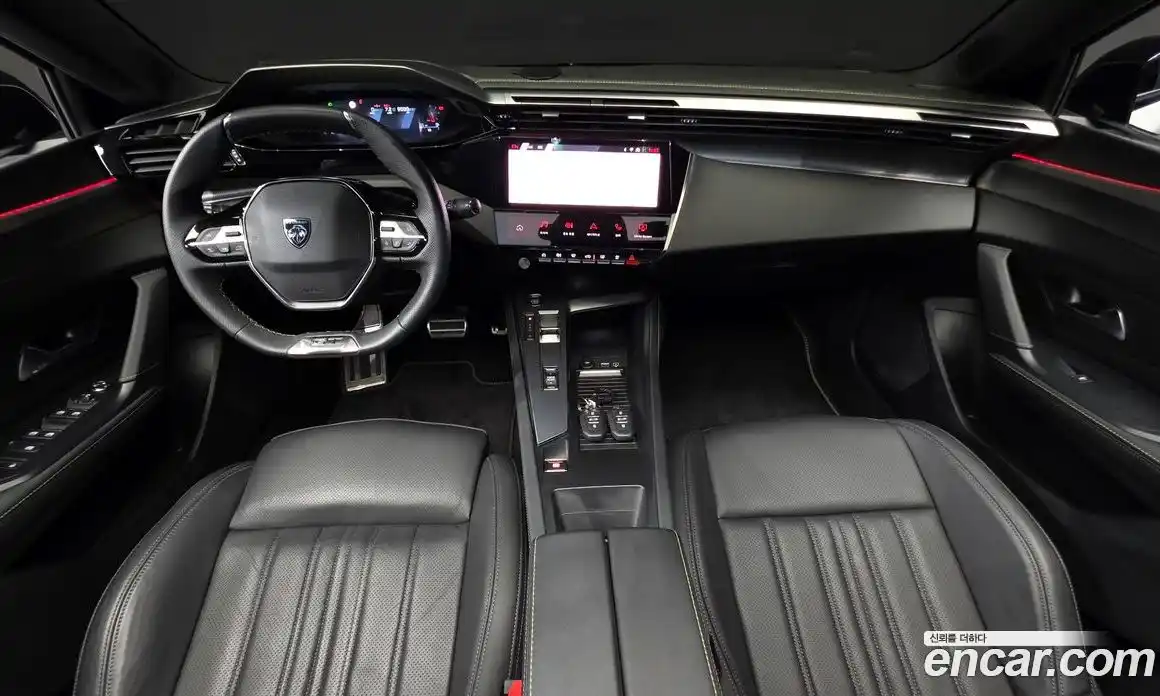 Peugeot 408 2024 1.2 автомат (гидро), фото 10