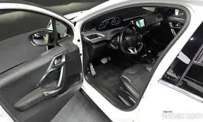 Peugeot 2008 2015 1.6 автомат (гидро), миниатюра 11