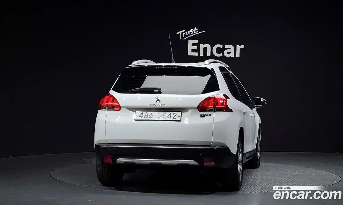 Peugeot 2008 2015 1.6 автомат (гидро), фото 4