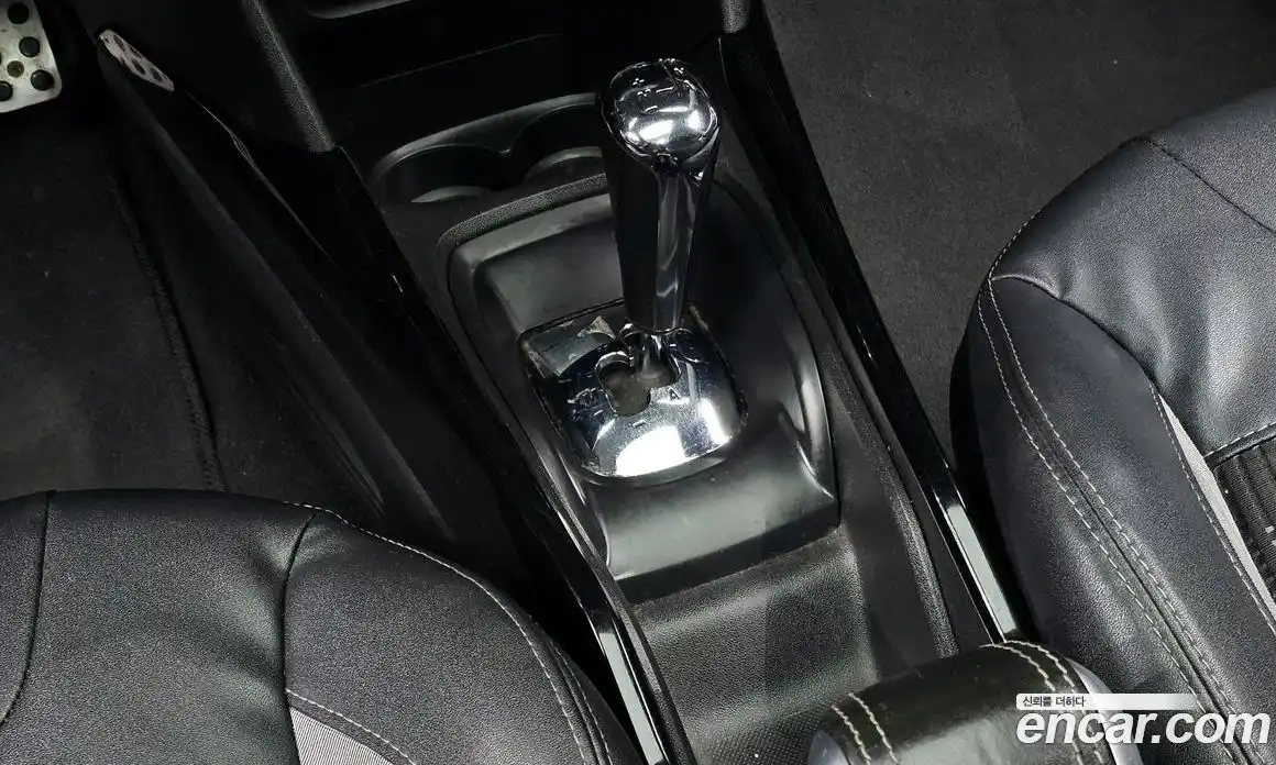 Peugeot 2008 2015 1.6 автомат (гидро), фото 9