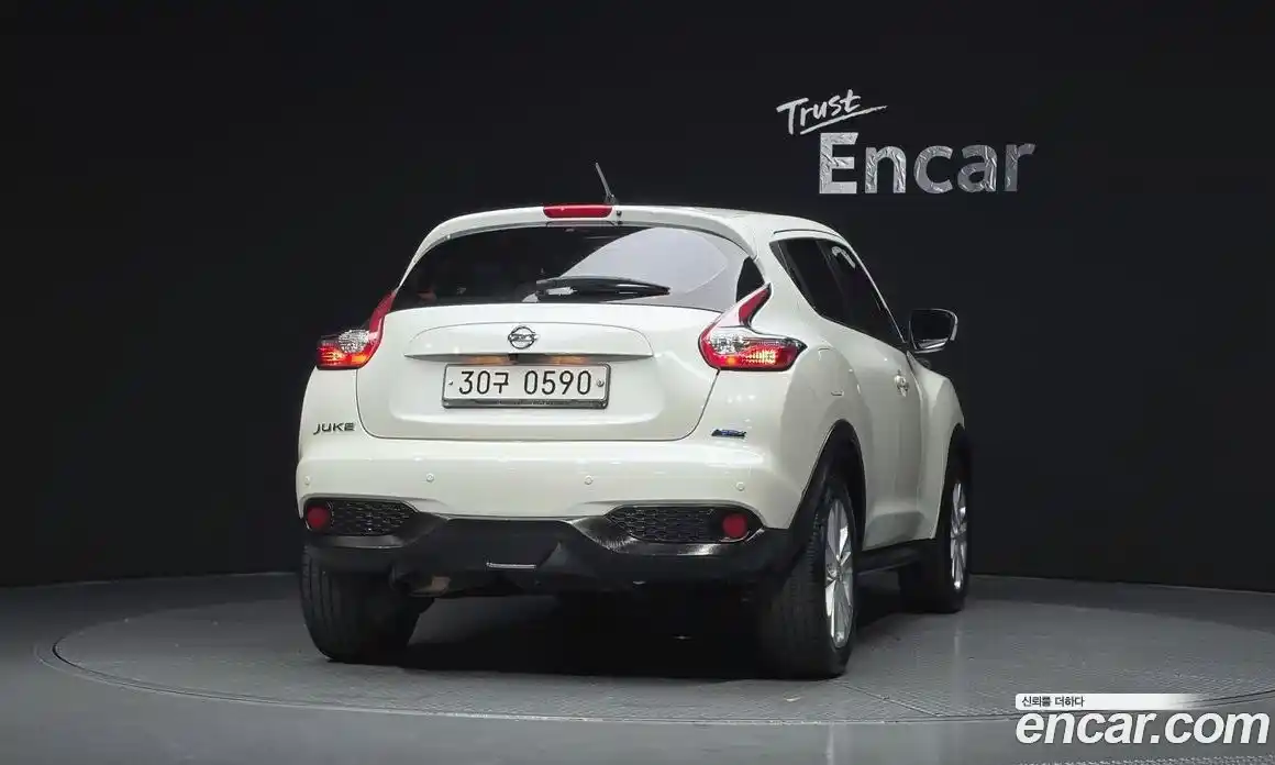 Nissan Juke 2016 1.6 гидро, фото 4