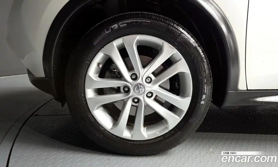 Nissan Juke 2016 1.6 гидро, фото 5