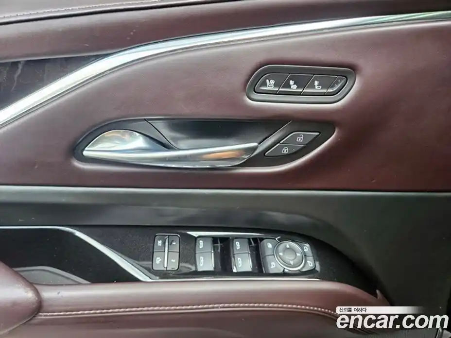 Cadillac Escalade 2021 6.2 гидро, фото 6