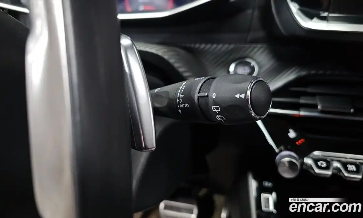 Peugeot 2008 2020 1.5 автомат (гидро), фото 18