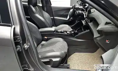 Peugeot 2008 2020 1.5 автомат (гидро), миниатюра 10