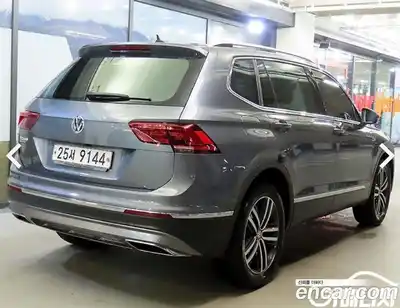 Volkswagen Tiguan 2018 2.0 автомат (гидро), миниатюра 4