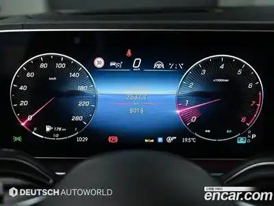 Mercedes-Benz GLE-Class 2025 3.0 гидро, миниатюра 9 Mercedes-Benz GLE-Class 2025 3.0 гидро, миниатюра 9