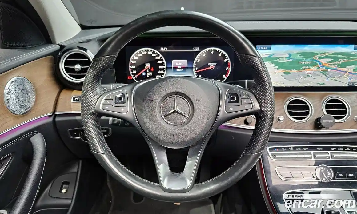 Mercedes-Benz E-Class 2018 2.0 автомат (гидро), фото 21