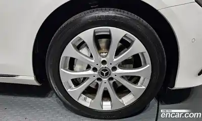 Mercedes-Benz E-Class 2018 2.0 автомат (гидро), миниатюра 7