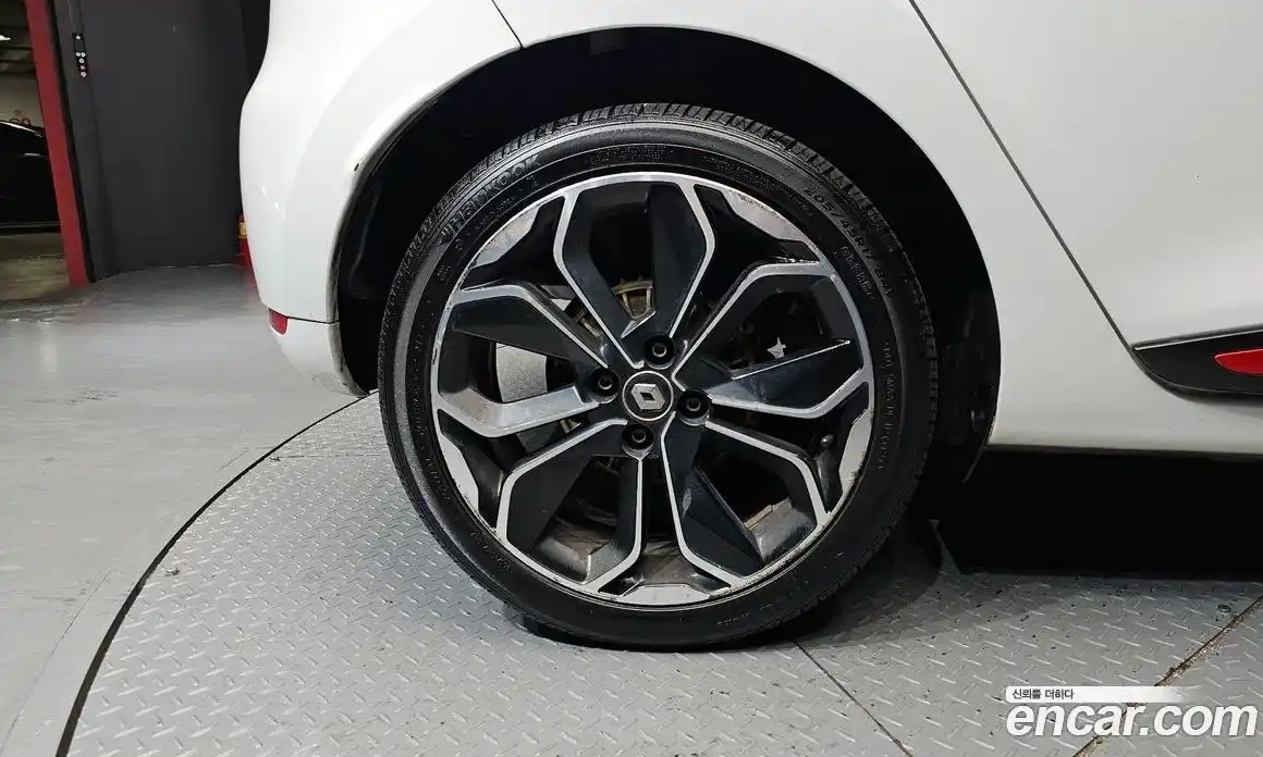 Renault Cilo 2018 1.5 гидро, фото 5
