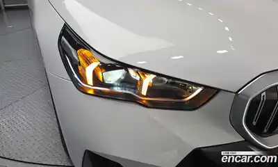 BMW 5 серия 2024 2.0 автомат (гидро), миниатюра 8