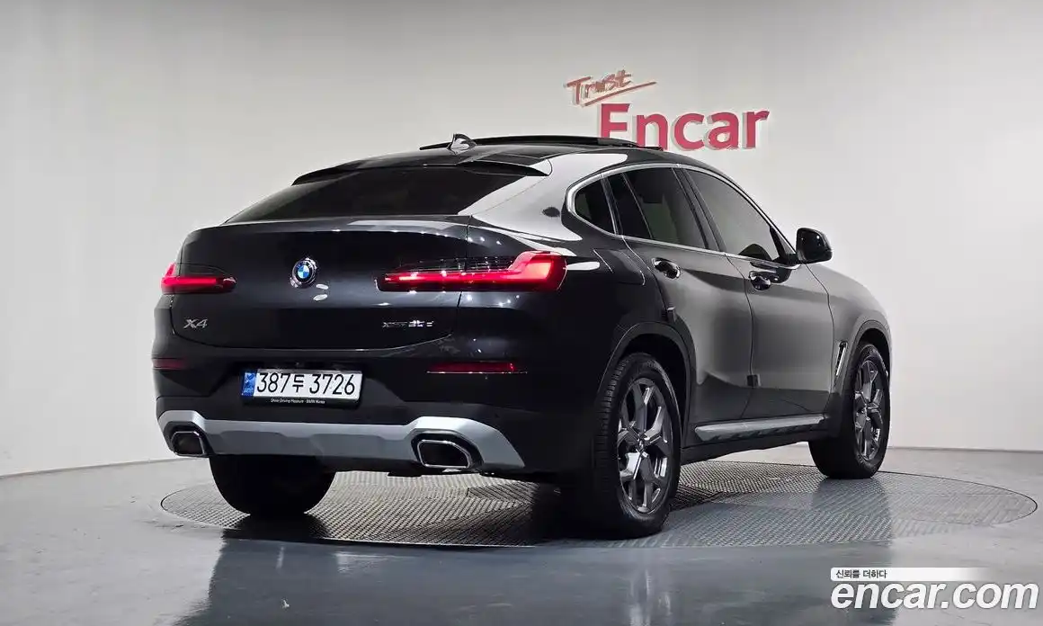 BMW X4 2022 2.0 гидро, фото 2