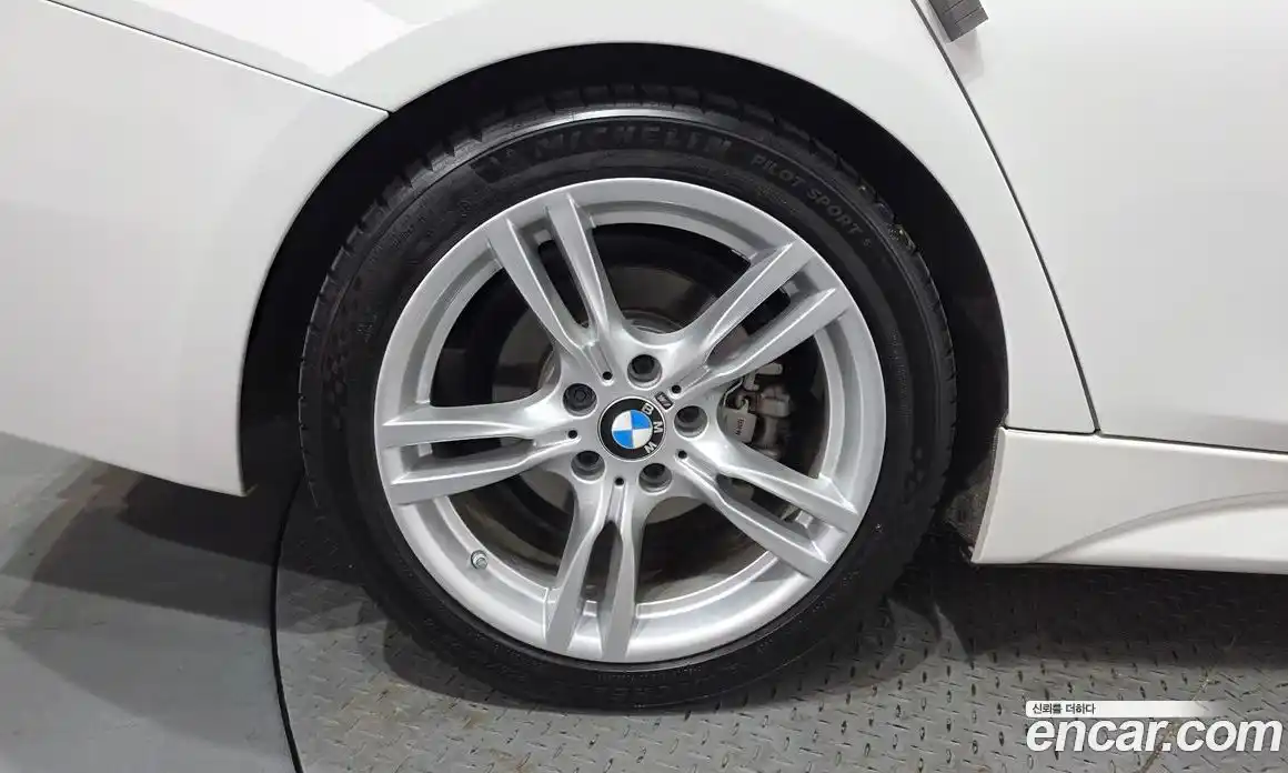 BMW 3-Series 2015 2.0 гидро, фото 5