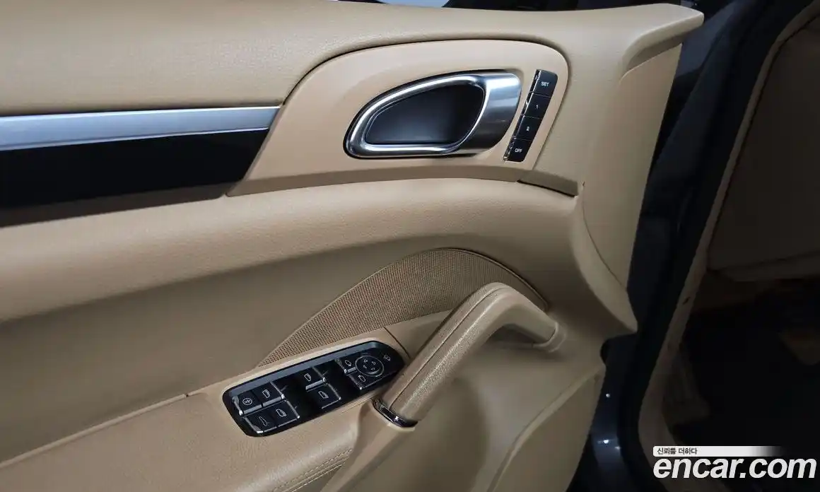 Porsche Cayenne 2011 3.0 автомат (гидро), фото 13