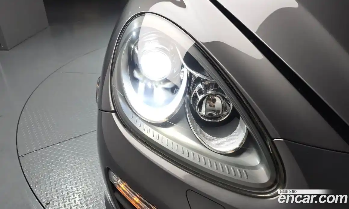 Porsche Cayenne 2011 3.0 автомат (гидро), фото 7