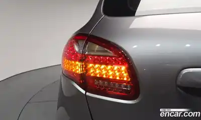Porsche Cayenne 2011 3.0 автомат (гидро), миниатюра 8