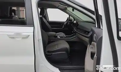 Kia Carnival 2024 2.2 автомат (гидро), миниатюра 11