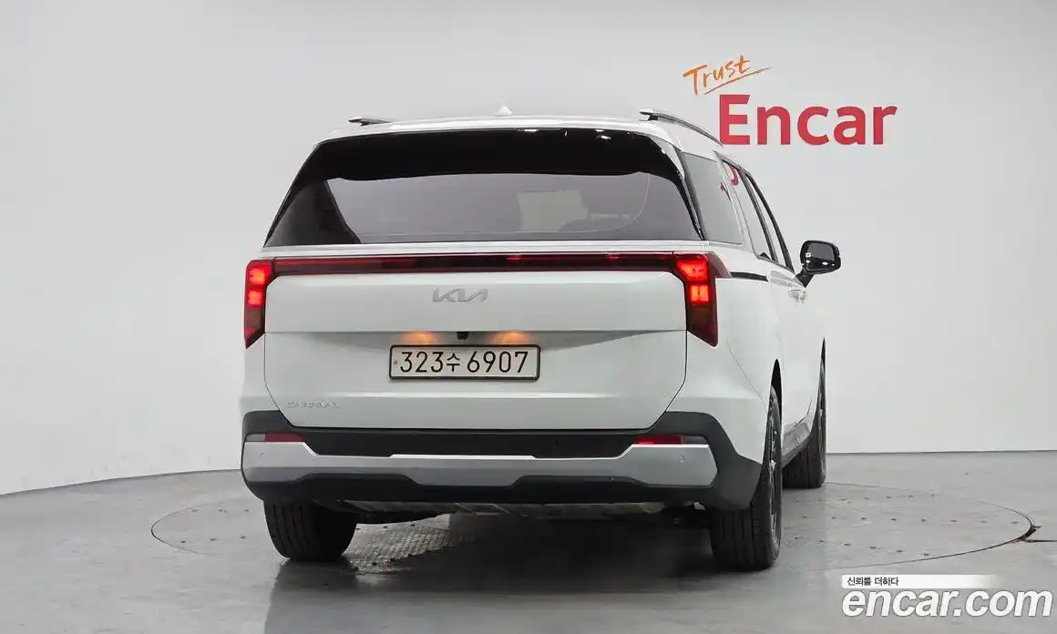 Kia Carnival 2024 2.2 автомат (гидро), фото 4