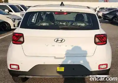 Hyundai Venue 2025 1.6 автомат (гидро), миниатюра 3