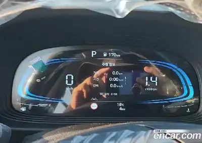 Hyundai Venue 2025 1.6 автомат (гидро), миниатюра 7