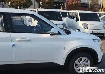 Hyundai Venue 2025 1.6 автомат (гидро), миниатюра 8