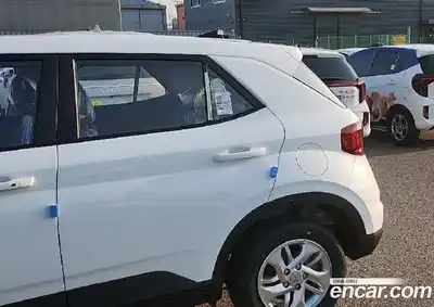 Hyundai Venue 2025 1.6 автомат (гидро), миниатюра 9