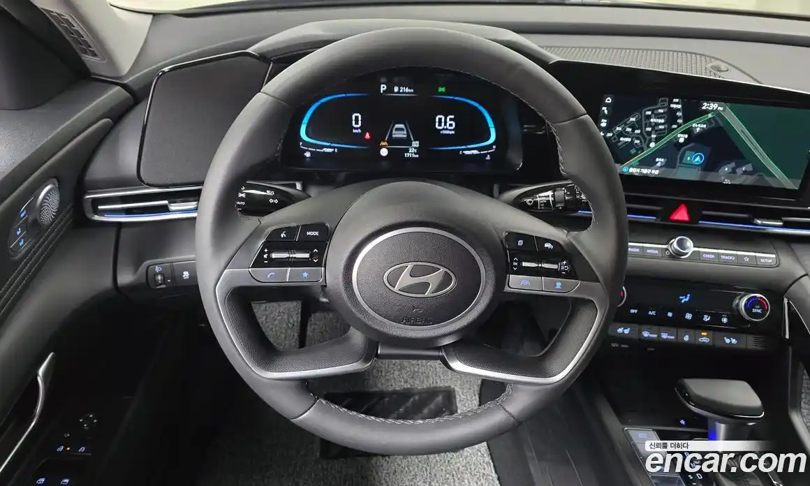 Hyundai Avante 2025 1.6 автомат (гидро), фото 18