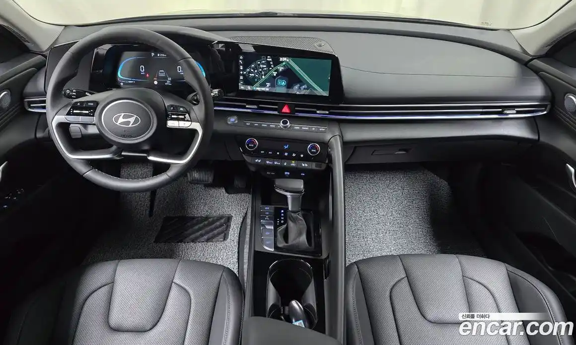 Hyundai Avante 2025 1.6 автомат (гидро), фото 10