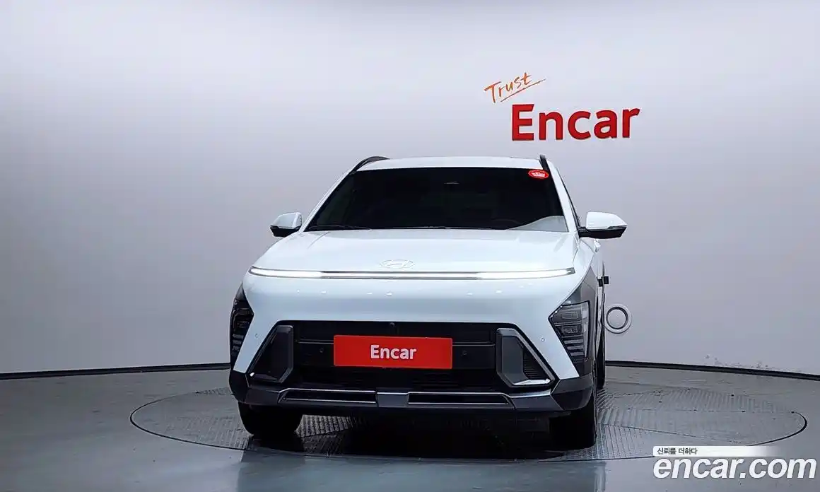 Hyundai Kona 2024 1.6 автомат (гидро), фото 3
