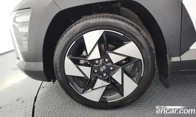 Hyundai Kona 2024 1.6 автомат (гидро), миниатюра 5