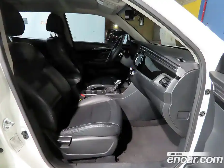 SsangYong Korando 2021 1.5 автомат (гидро), фото 11