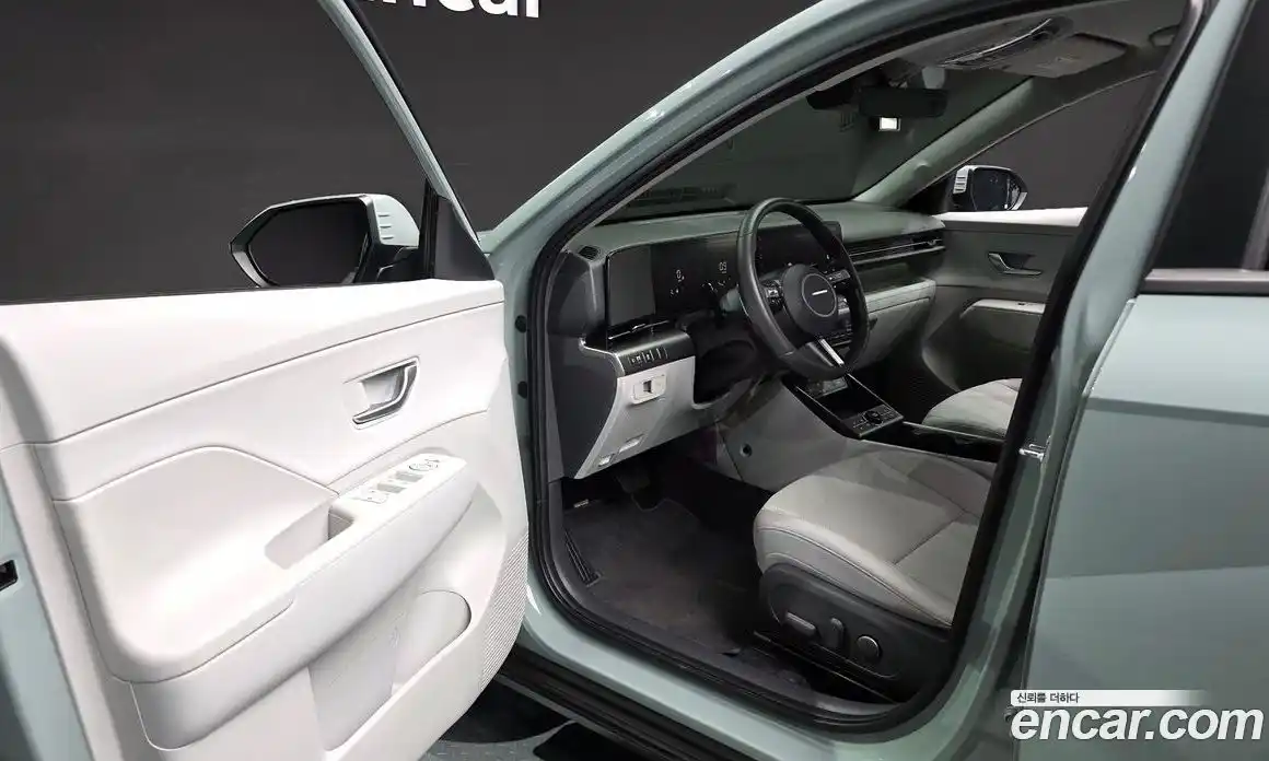 Hyundai Kona 2025 1.6 автомат (гидро), фото 13