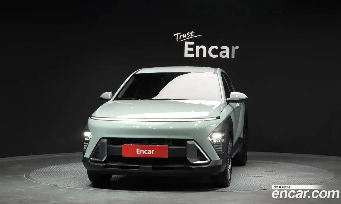 Hyundai Kona 2025 1.6 автомат (гидро), фото 3