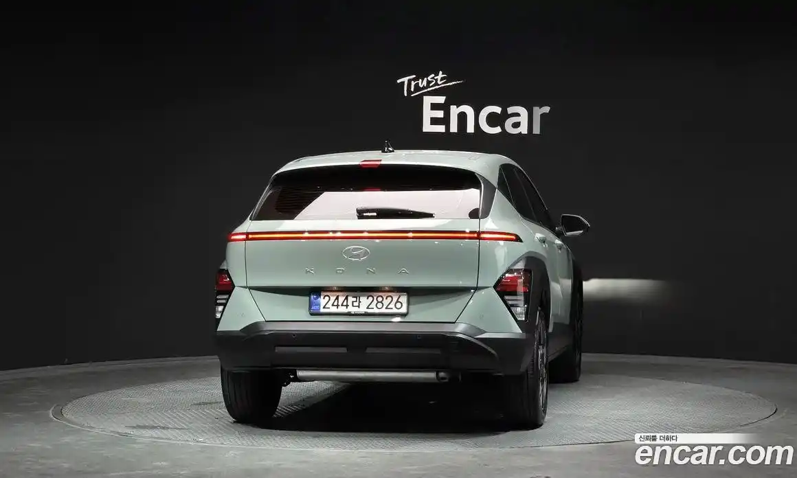 Hyundai Kona 2025 1.6 автомат (гидро), фото 4