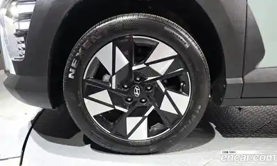 Hyundai Kona 2025 1.6 автомат (гидро), миниатюра 5