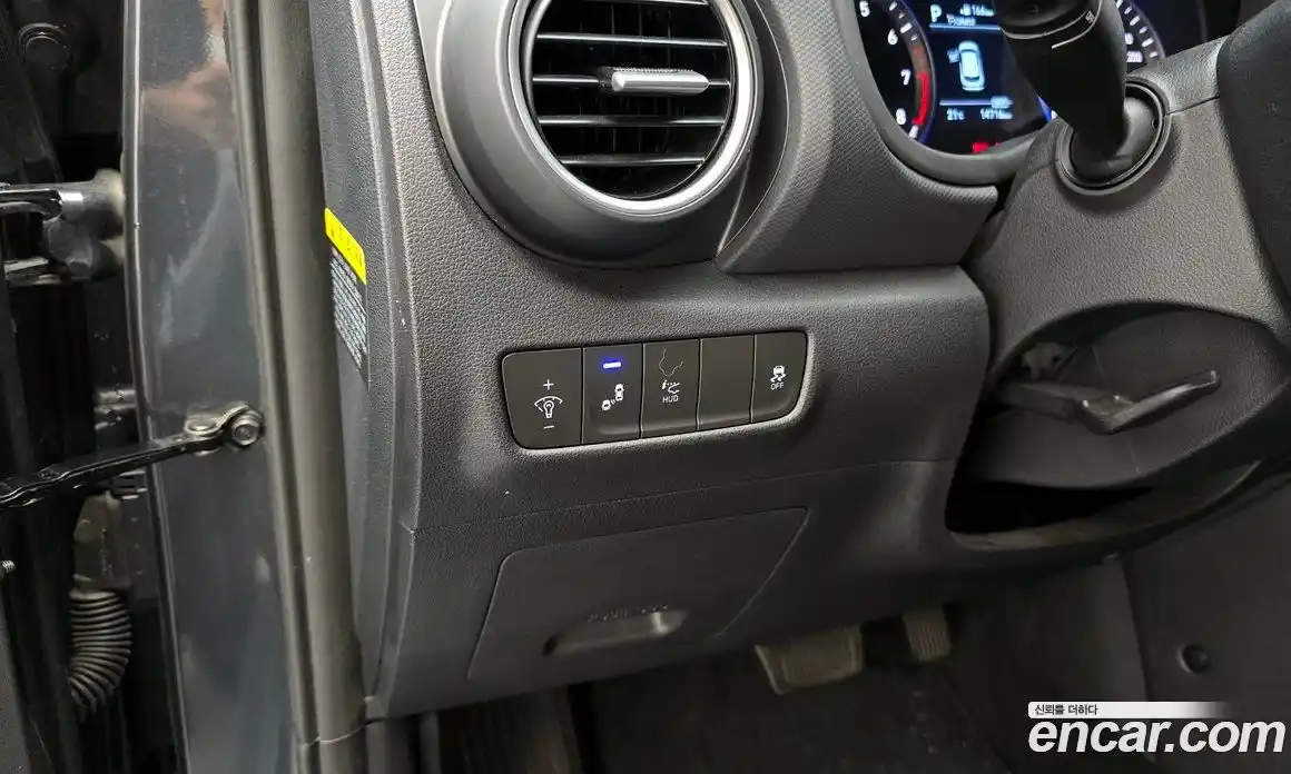 Hyundai Kona 2019 1.6 автомат (гидро), фото 22