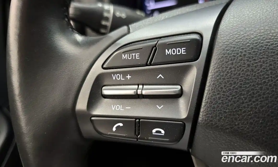 Hyundai Kona 2019 1.6 автомат (гидро), фото 27