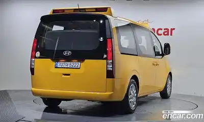 Hyundai Staria 2024 3.5 автомат (гидро), миниатюра 2