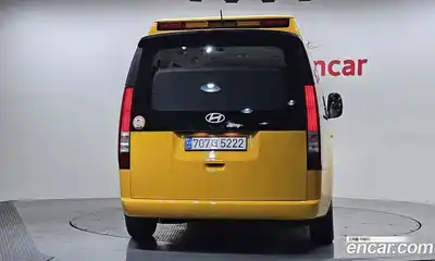 Hyundai Staria 2024 3.5 автомат (гидро), миниатюра 4